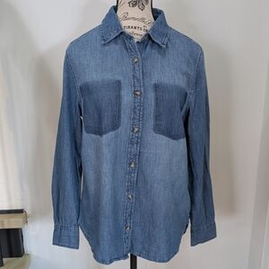 LOLA RIVER | Women's Denim Wash Button Up Relaxed Fit Long Sleeved Collared Top